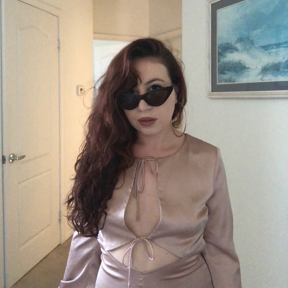 Satin romper - Picture 8 of 8